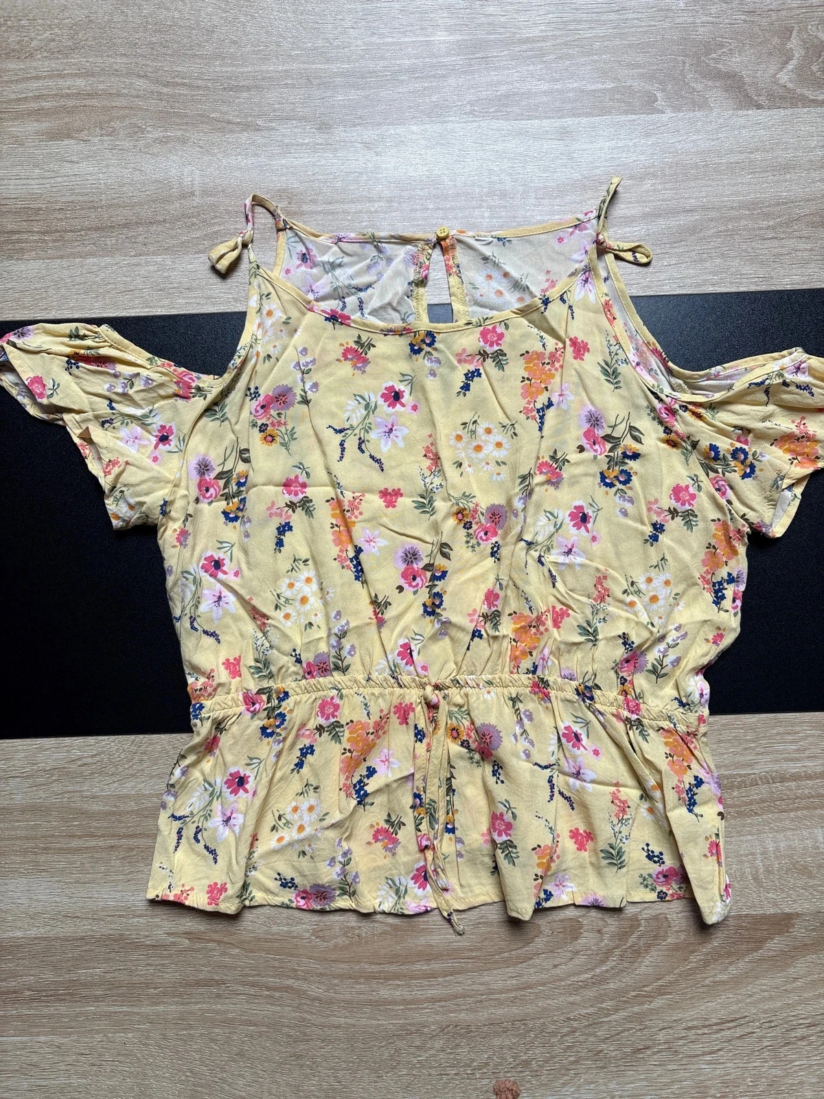 Top fleuri taille S